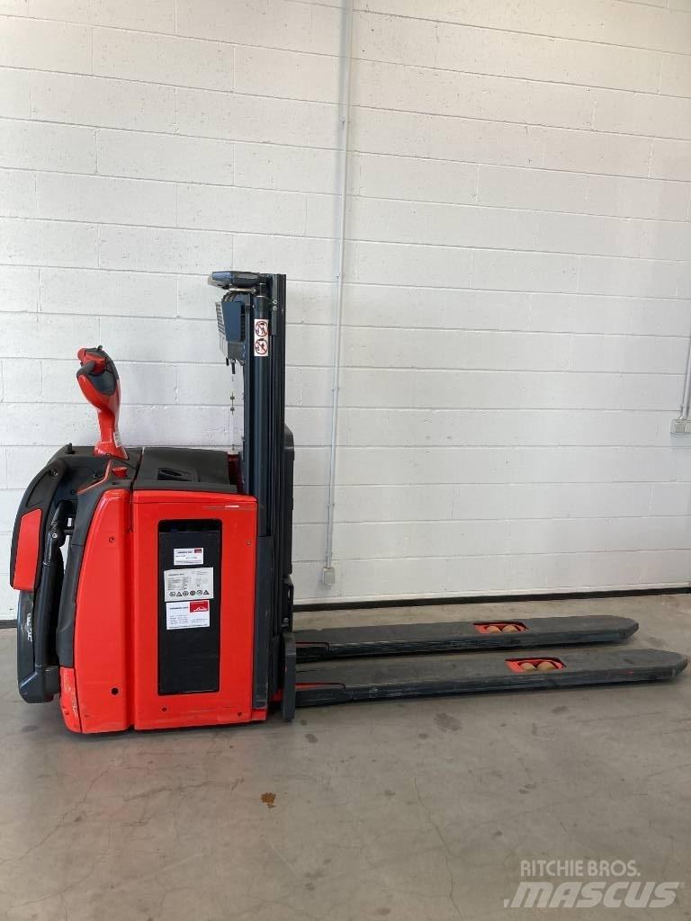 Linde L14AP/1173 Selvkørende stablere