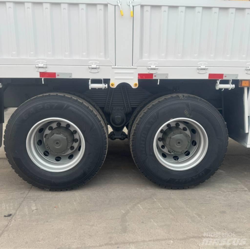 Howo 371 Lastbil med lad/Flatbed