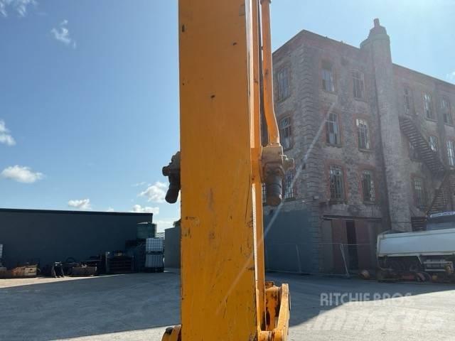 JCB 140XLC Gravemaskiner på larvebånd