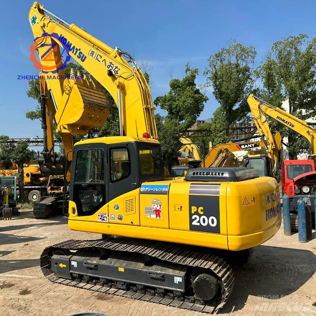 Komatsu PC 200 Gravemaskiner på larvebånd