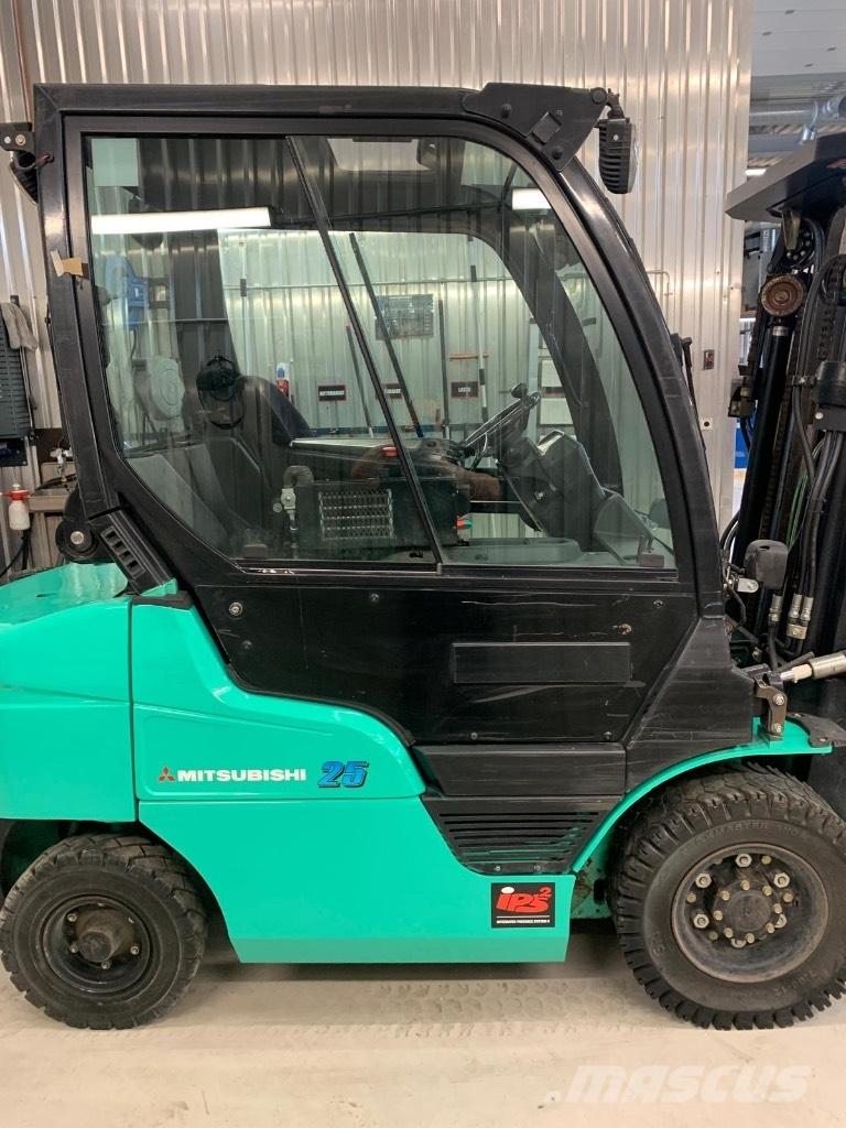 Mitsubishi FD 25 N2 Diesel gaffeltrucks