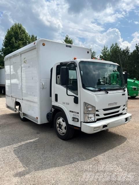 Isuzu NRR Lastbiler til transport af drikkevarer