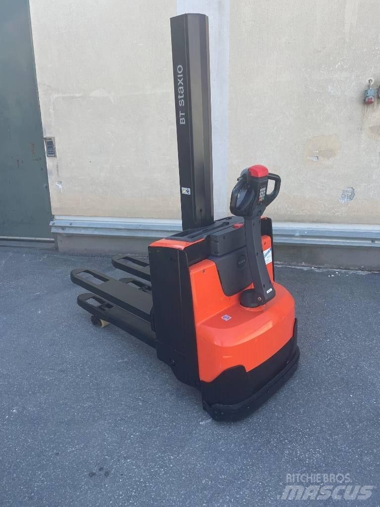 BT SWE080L Gaffelstabler med gående fører