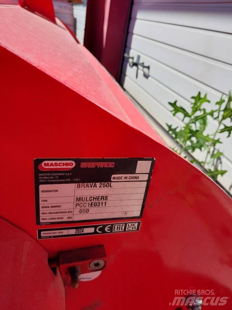 Maschio Brava 250 L Græsklippere og skårlæggere