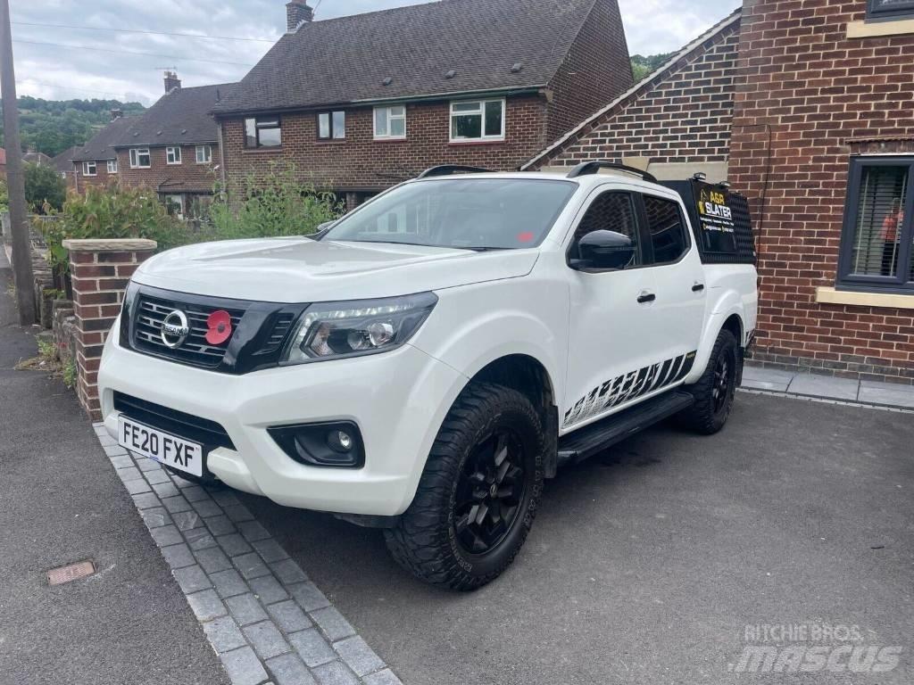 Nissan Navara Biler