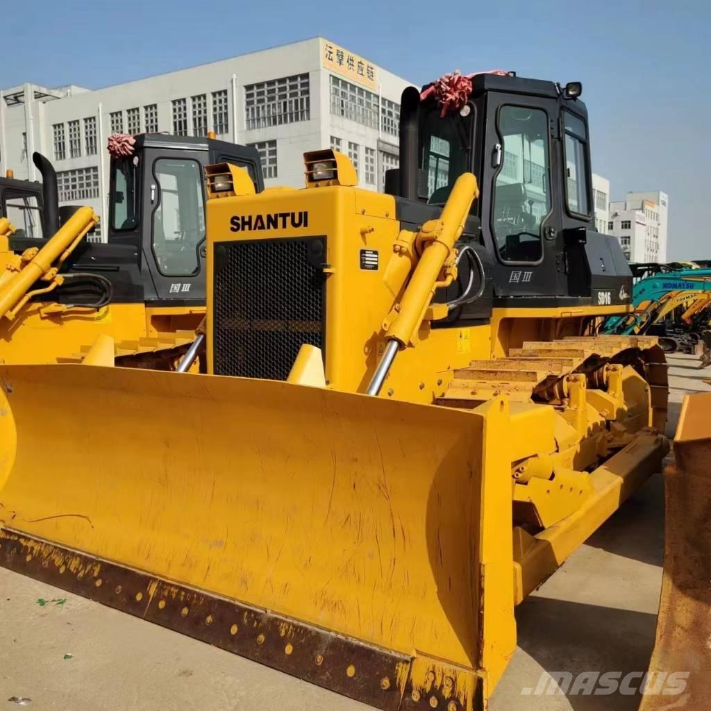 Shantui SD 16 Bulldozer på larvebånd