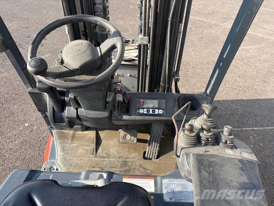 Toyota 8 FBET 15 El gaffeltrucks