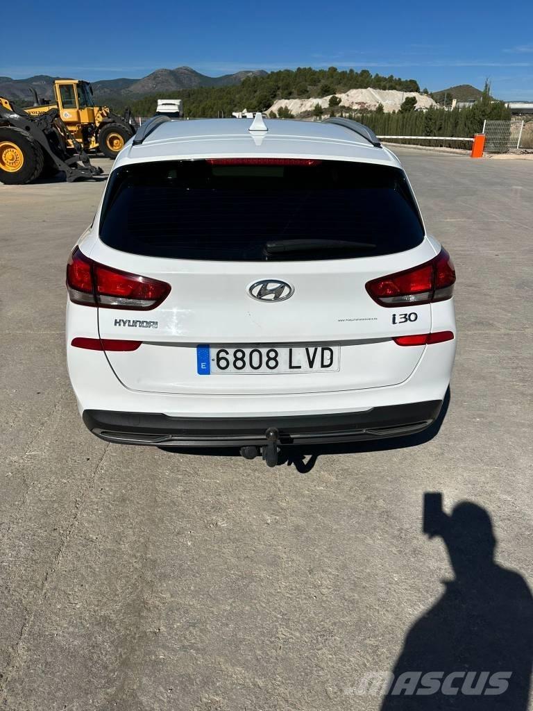 Hyundai I30 Biler