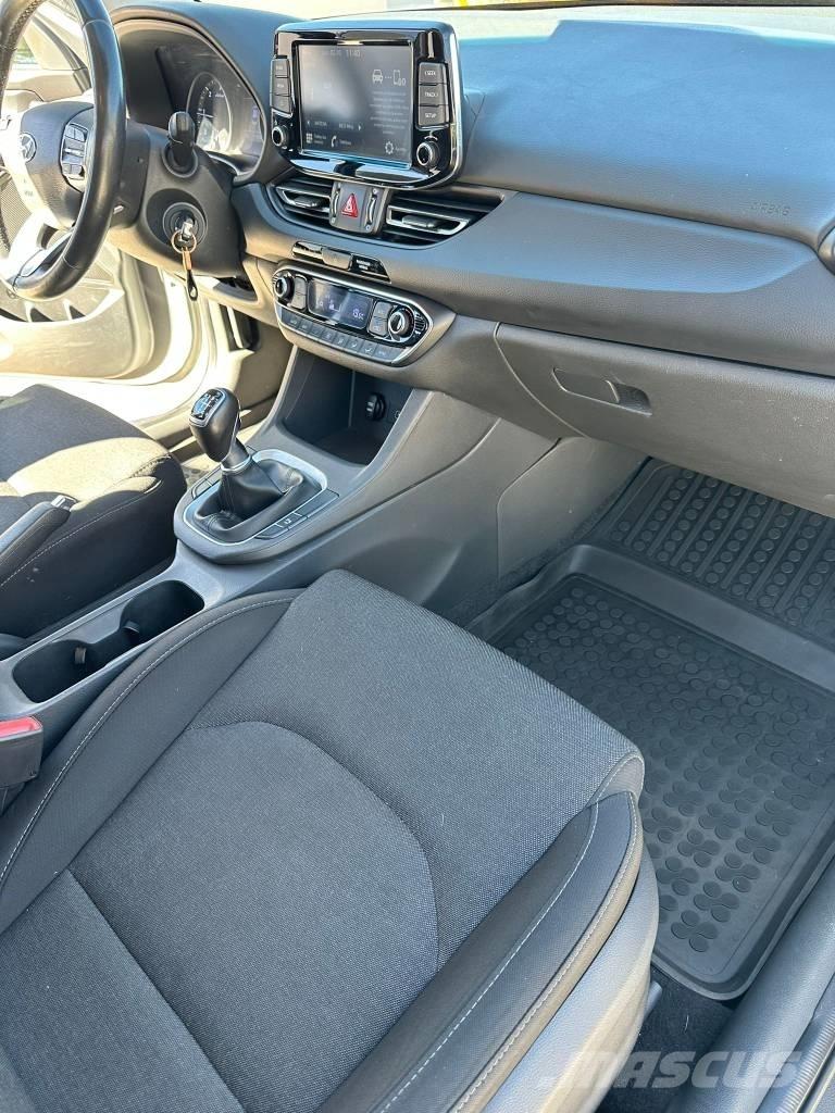 Hyundai I30 Biler
