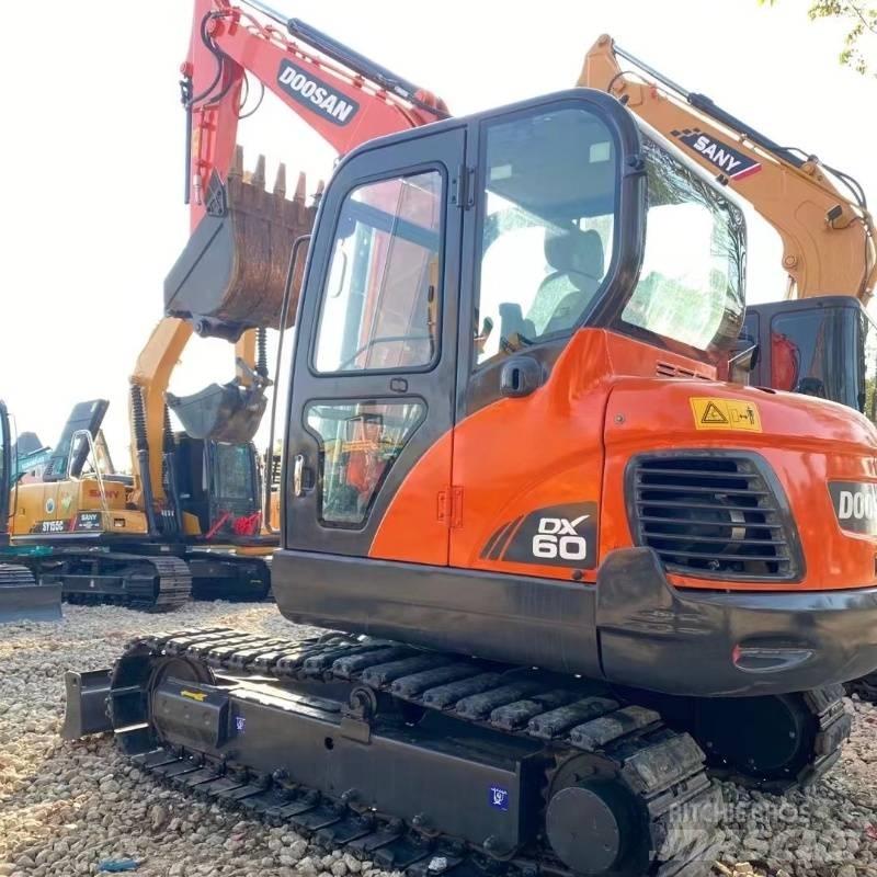 Doosan DX 60 Gravemaskiner på larvebånd