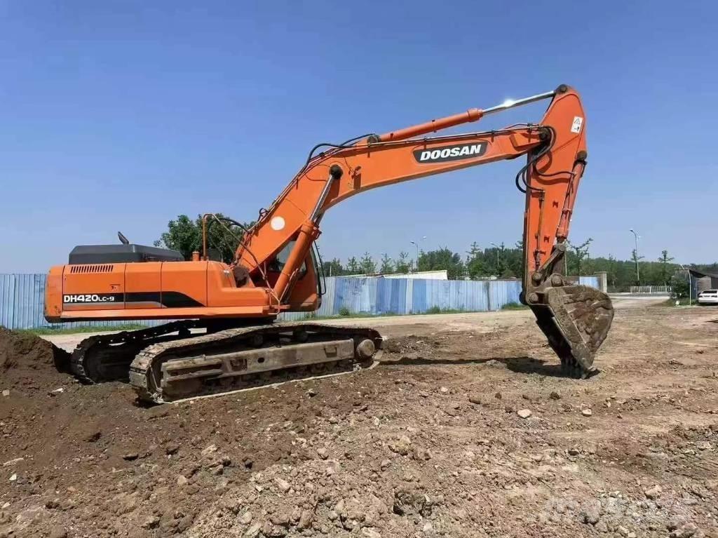 Doosan DH 370 Gravemaskiner på larvebånd