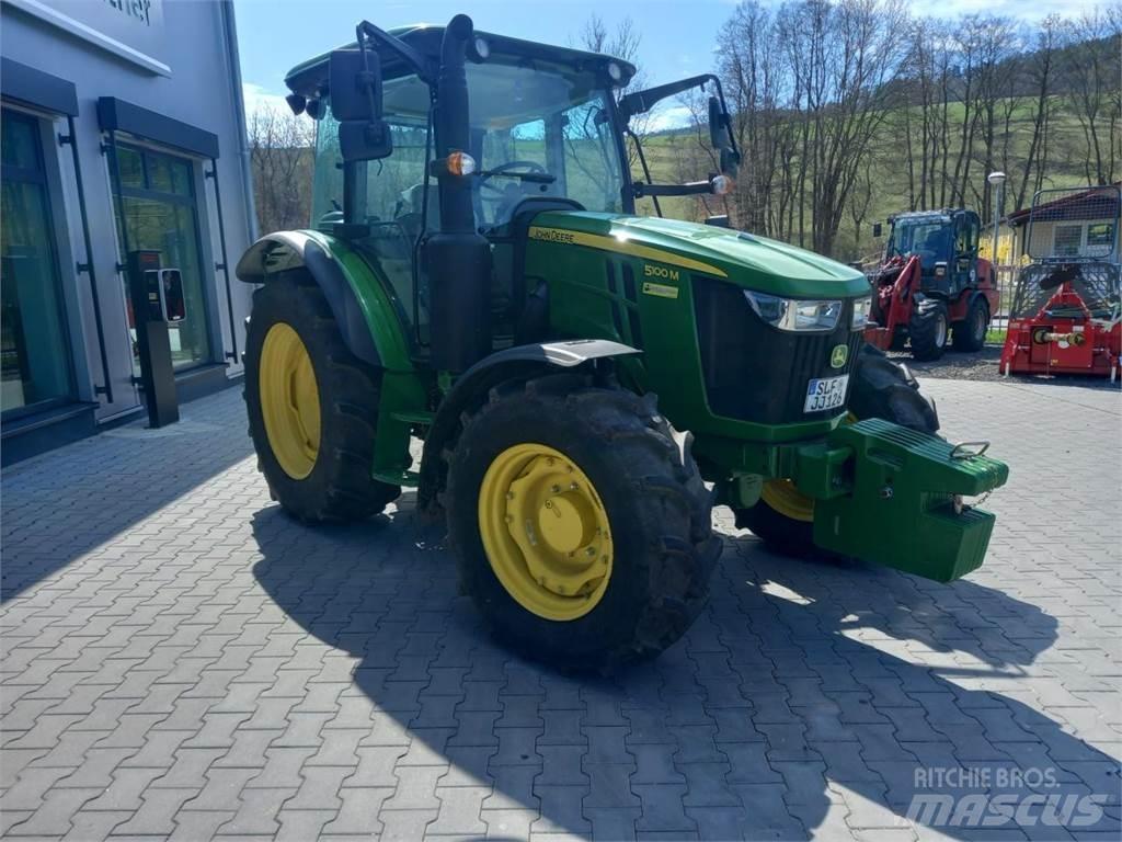 John Deere 5100M Traktorer