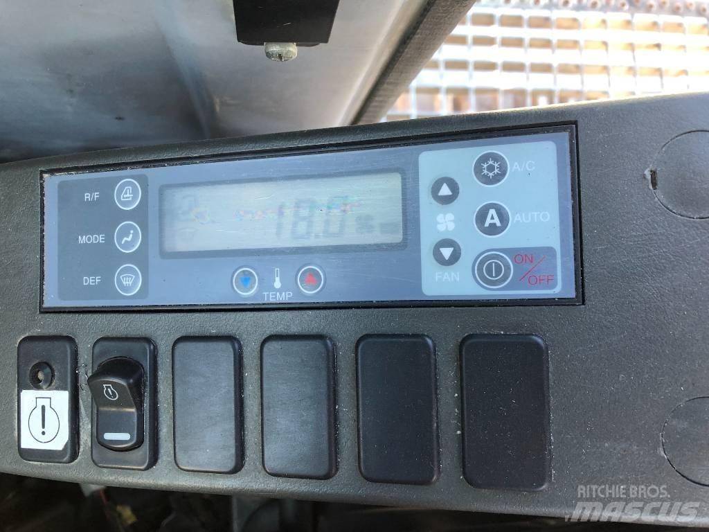 Kobelco E 305 Gravemaskiner på larvebånd
