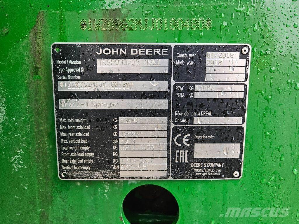 John Deere M692i Trailersprøjter