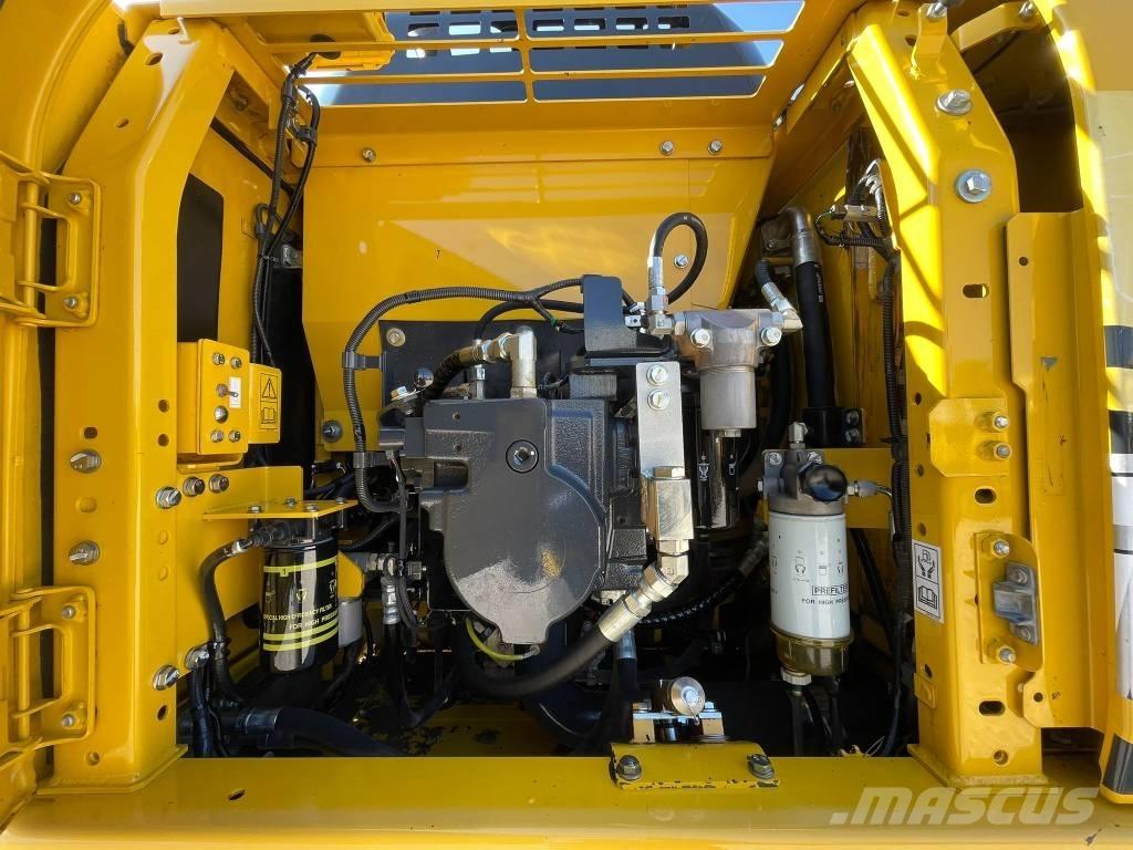 Komatsu HB215LC-2 Gravemaskiner på larvebånd