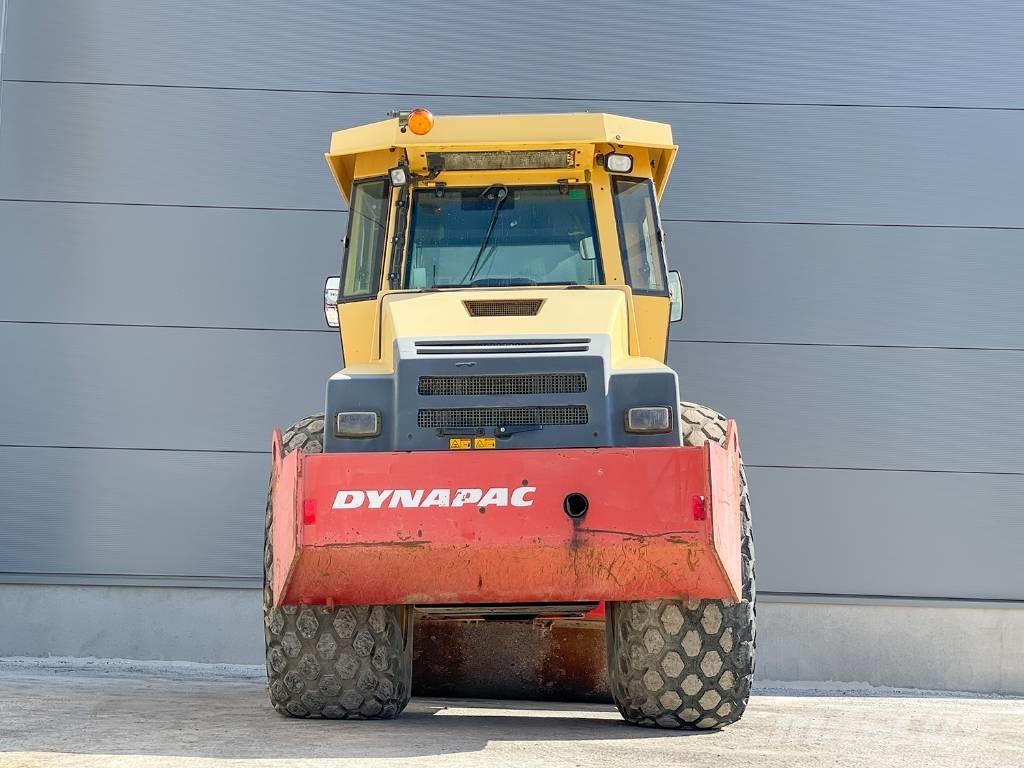 Dynapac CA302D Enkelt tromle