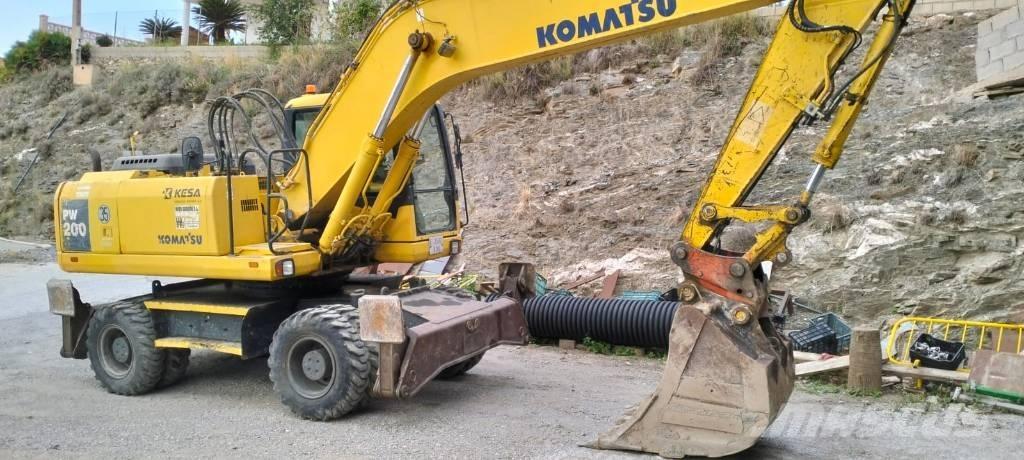 Komatsu PW 200-7 Gravemaskiner på hjul