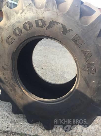 Goodyear 650/75R32 Dæk, hjul og fælge