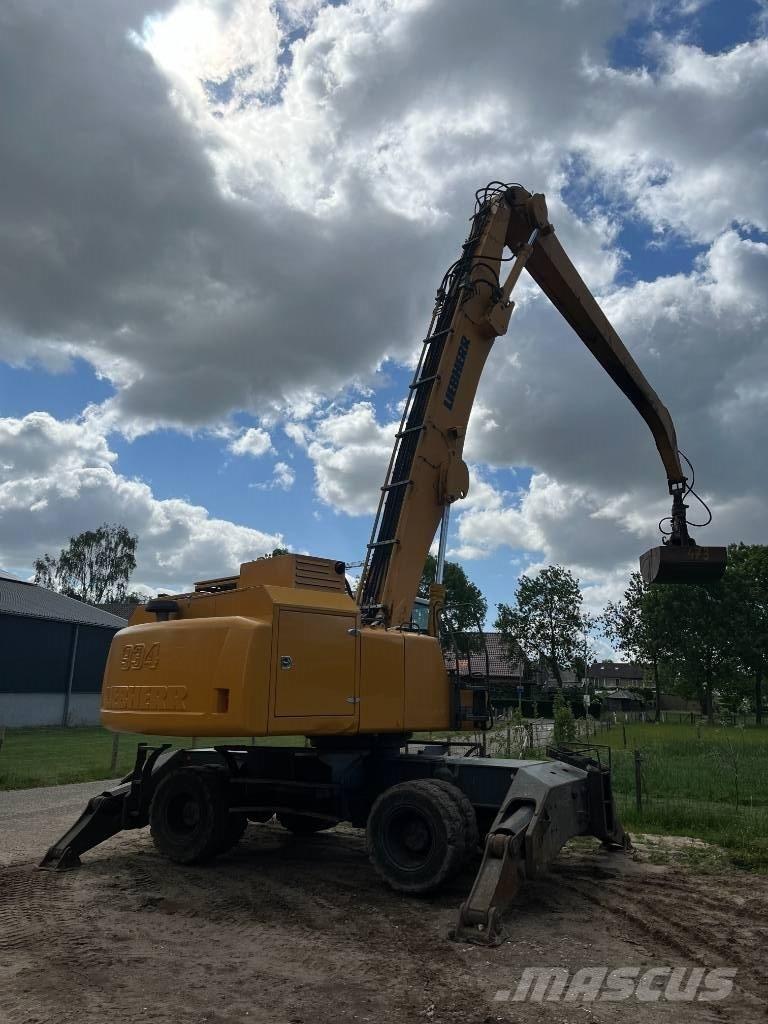 Liebherr 934 Materialehåndteringsmaskiner