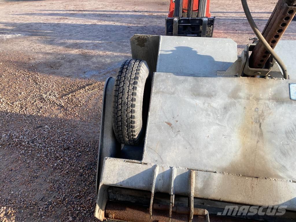 Fjärås 600/1350 Sand og saltspredere