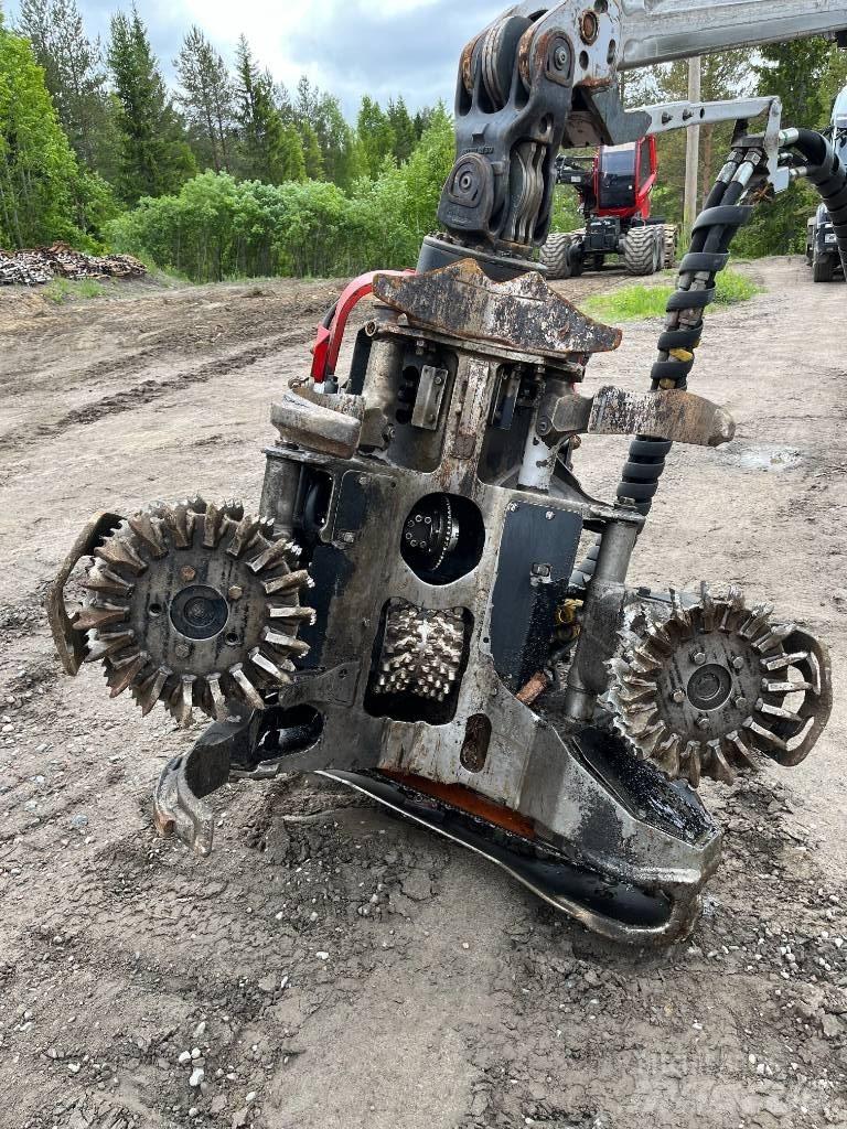 Komatsu 901 Skovningsmaskiner