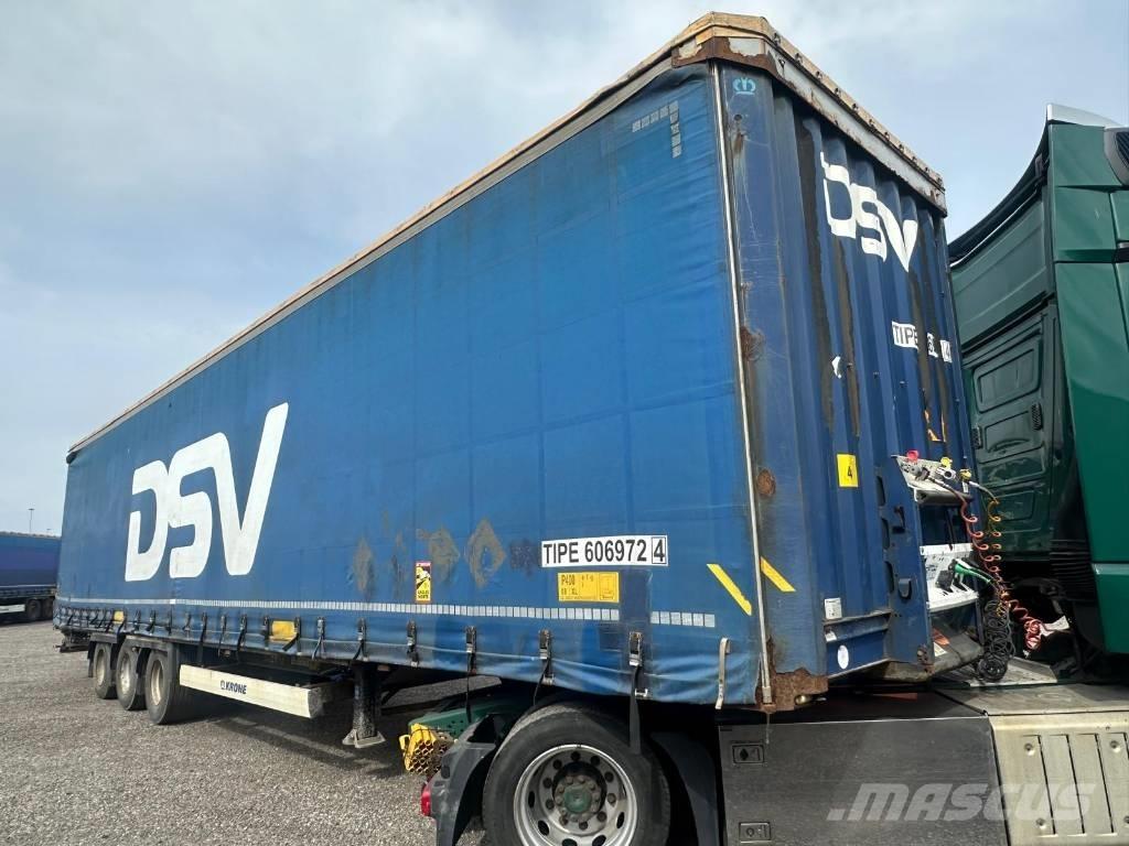 Krone SD 1365 Semi-trailer med Gardinsider