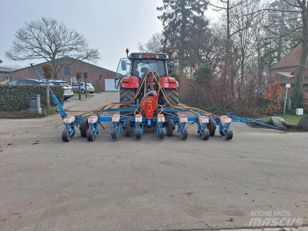 Monosem PNU 8 Enkornssåmaskiner