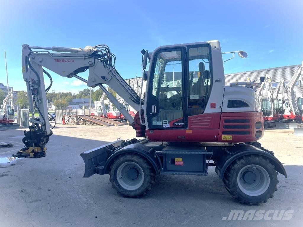Takeuchi TB 295 W Gravemaskiner på hjul