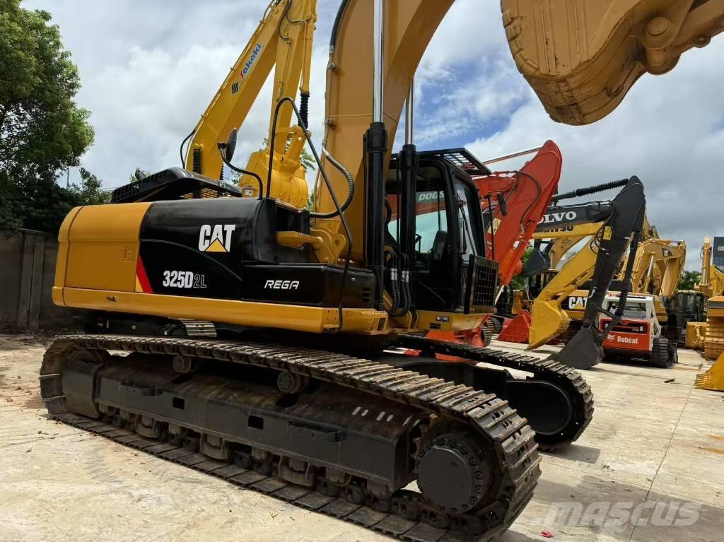 CAT 325 D L Gravemaskiner på larvebånd