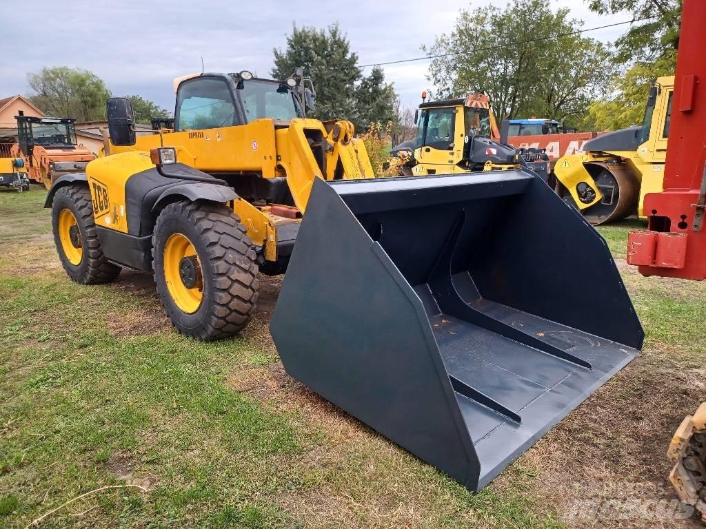 JCB 541-70 Teleskoplæssere til landbrug