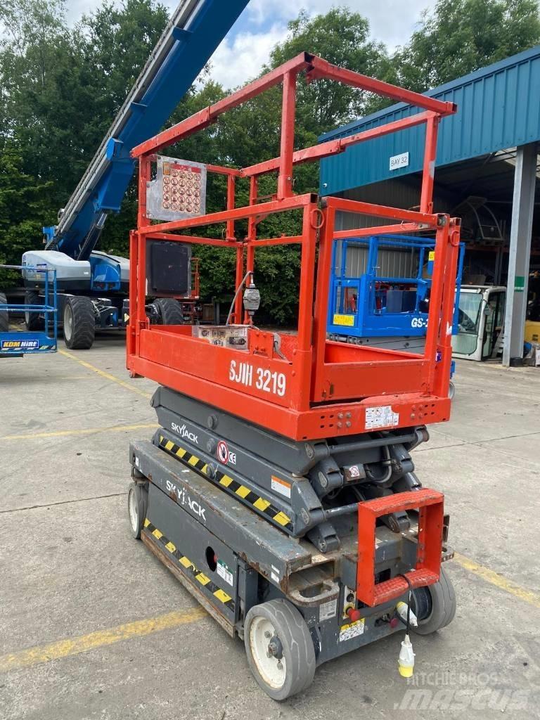 SkyJack SJ 3219 Saxlifte