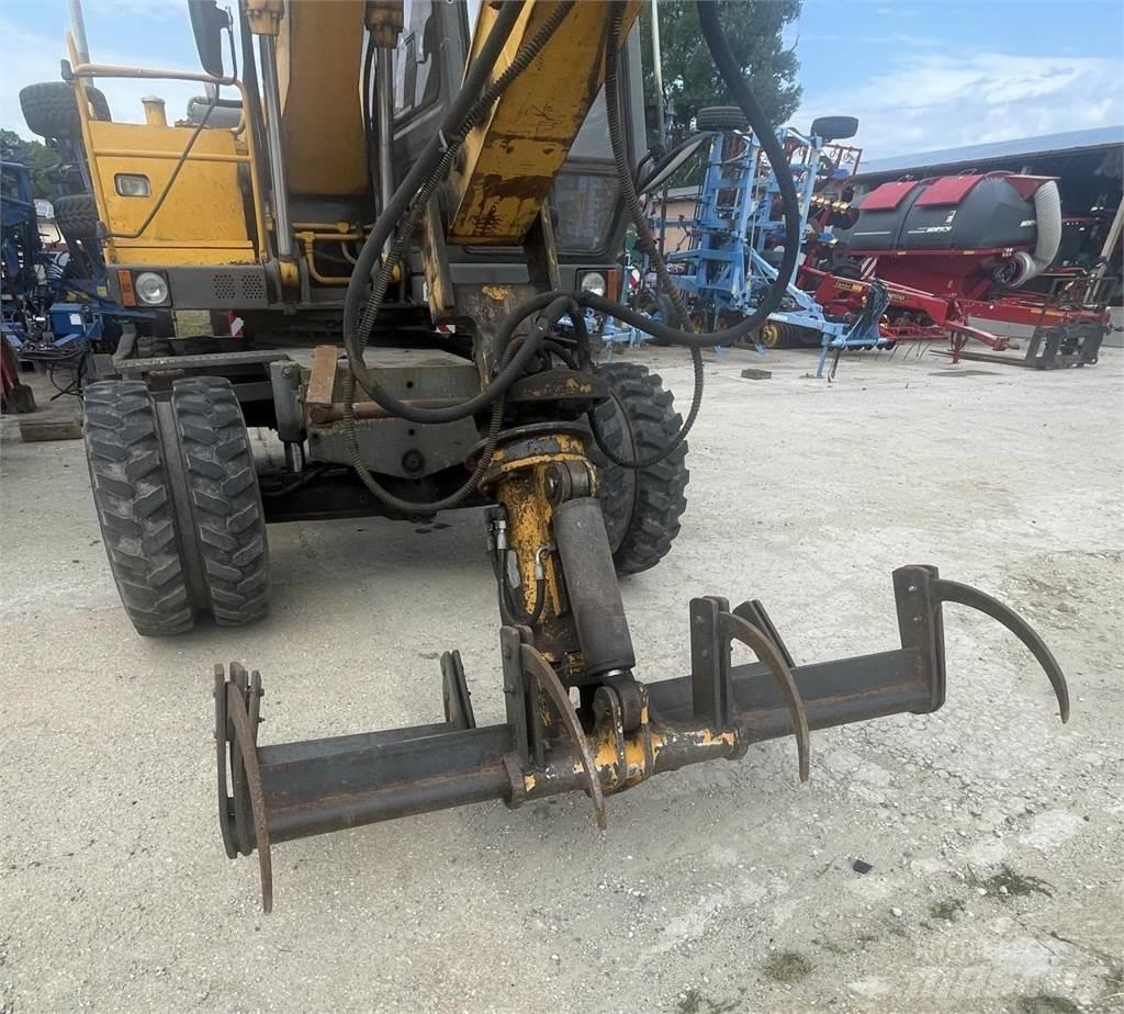 JCB 130 W Gravemaskiner på hjul