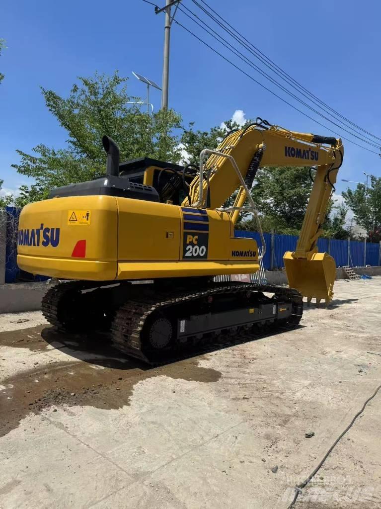 Komatsu PC 200 8N Gravemaskiner på larvebånd