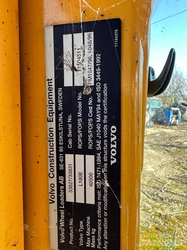 Volvo L 180 E CABIN Kabiner og interiør