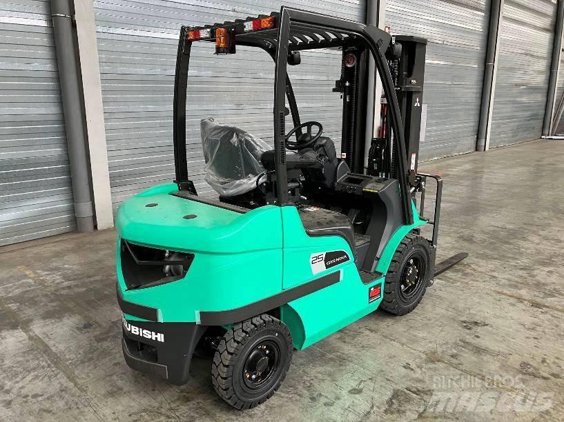 Mitsubishi FD25N3 LPG gaffeltrucks
