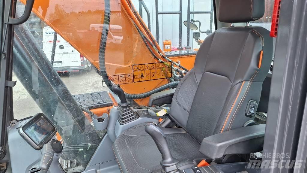 Doosan DX210LC-7 Gravemaskiner på larvebånd