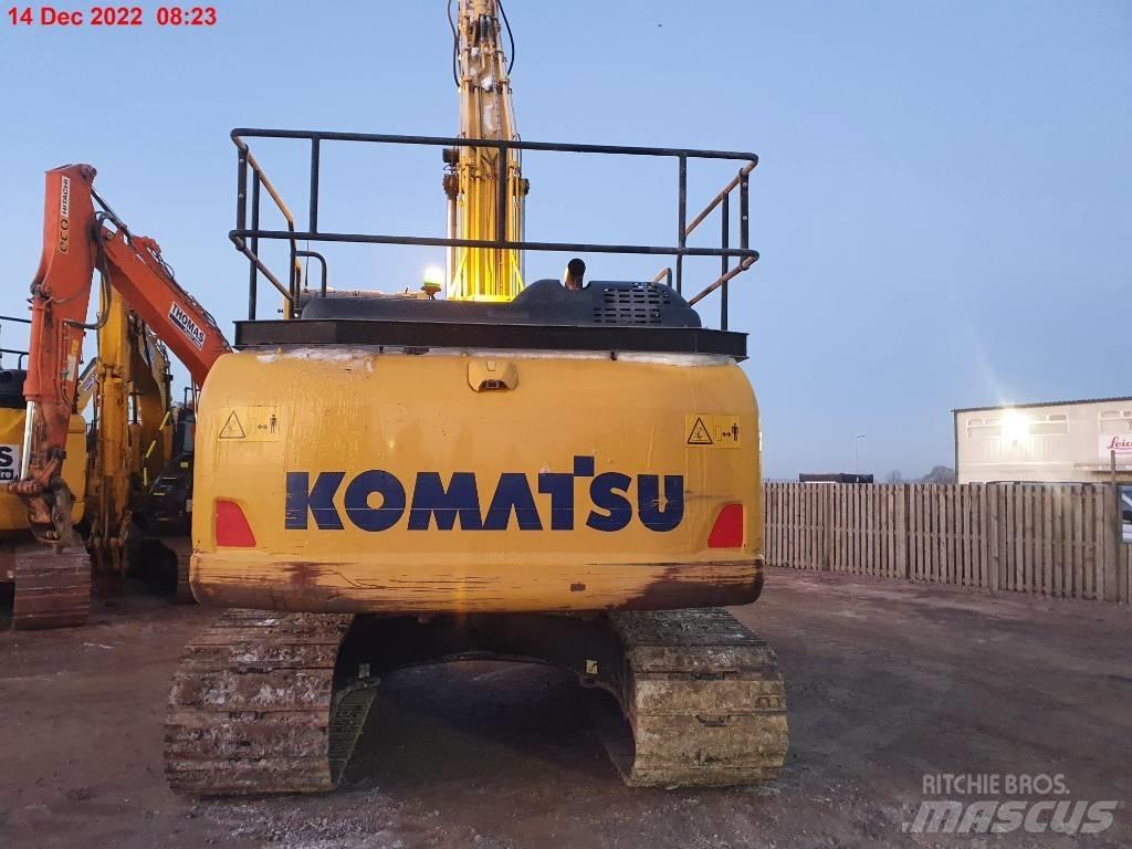Komatsu PC210LC Gravemaskiner med lang gravebom