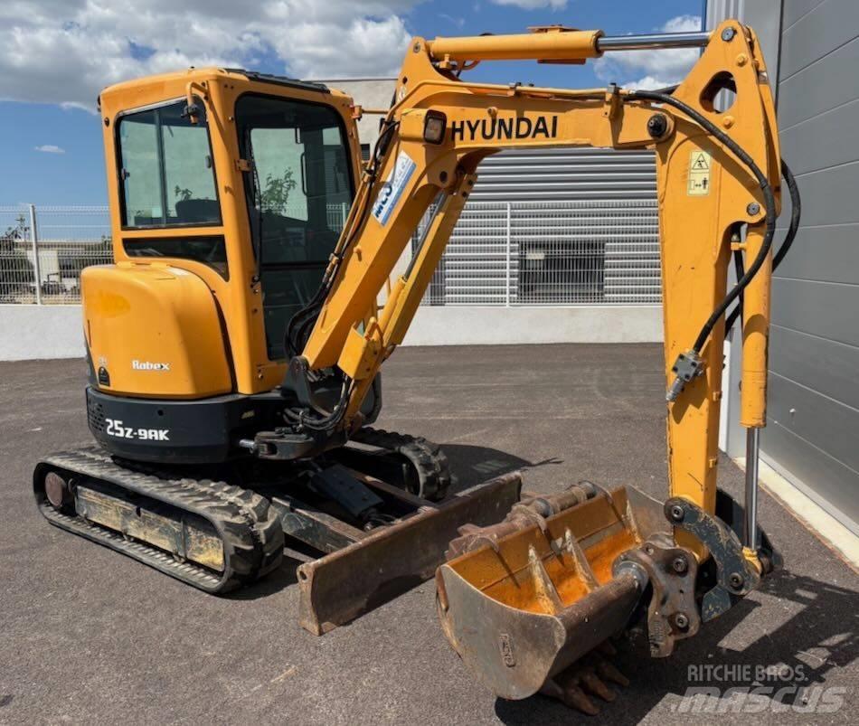 Hyundai R25Z-9 AK Minigravemaskiner