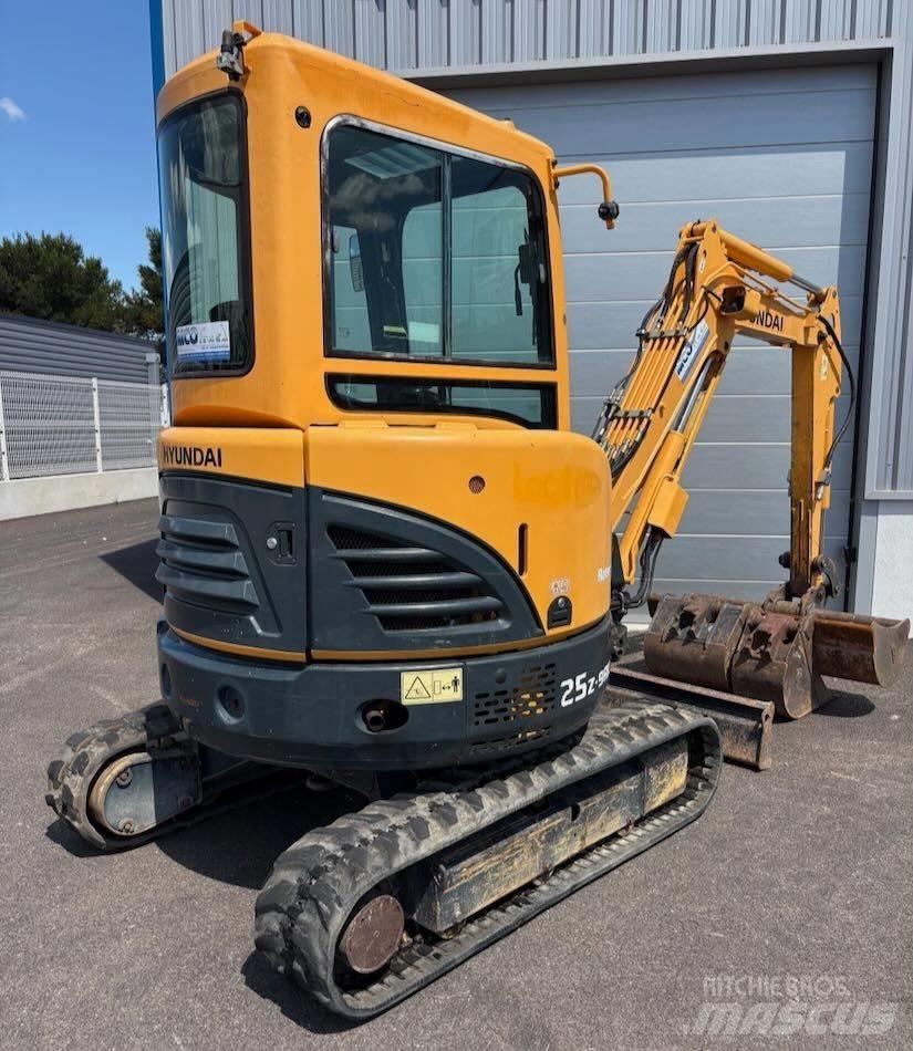Hyundai R25Z-9 AK Minigravemaskiner