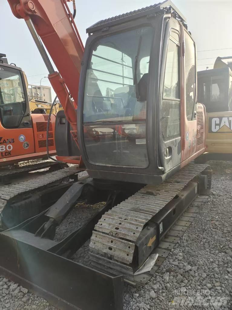 Hitachi ZX 80 Midi-gravemaskiner 7t - 12t