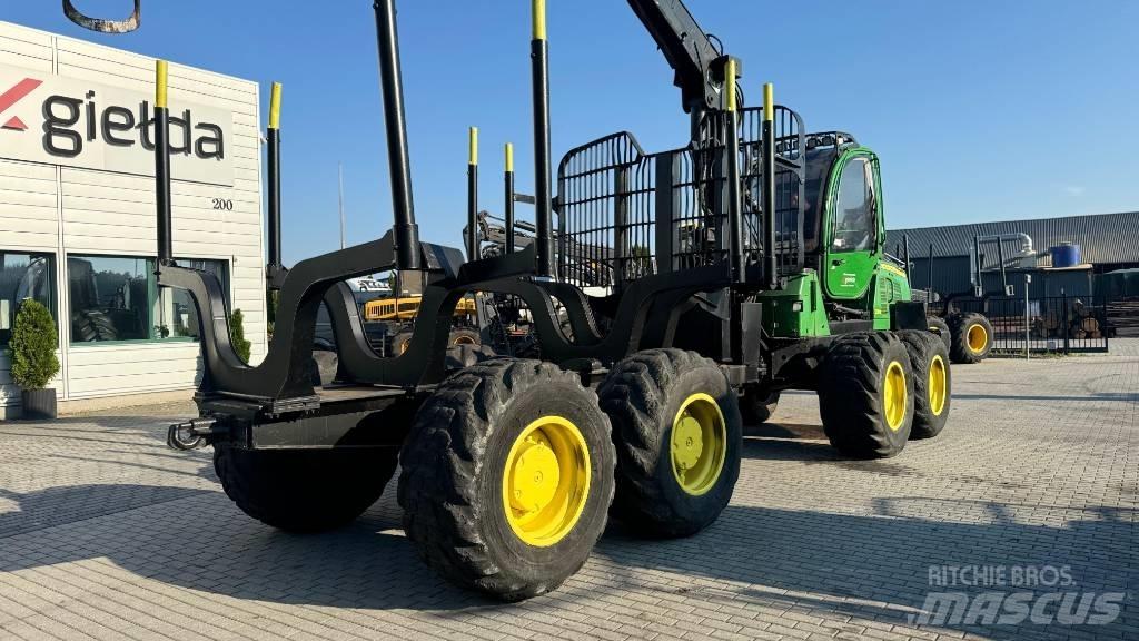 John Deere 1210 E Udkørselsmaskiner