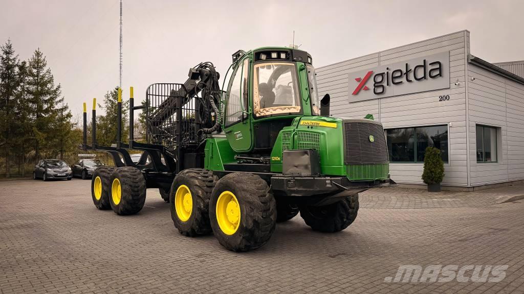 John Deere 1210 E Udkørselsmaskiner