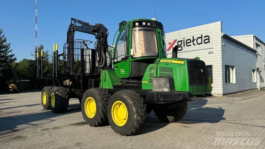 John Deere 1210 E Udkørselsmaskiner