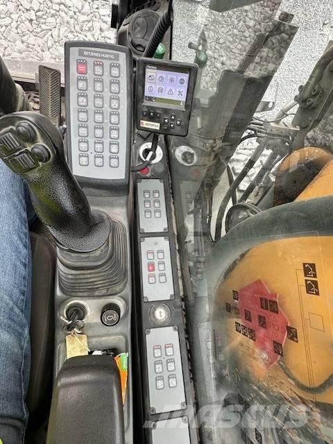 Liebherr A 916 Gravemaskiner på hjul