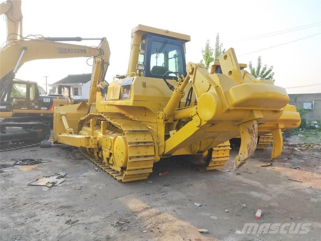 Komatsu D155AX-5 Bulldozer på larvebånd