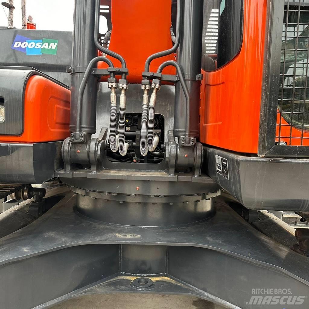 Doosan DX225LC-9C Gravemaskiner på larvebånd