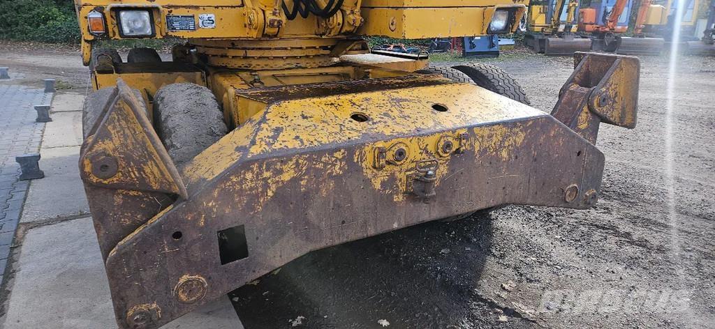 Liebherr A902 Gravemaskiner på hjul