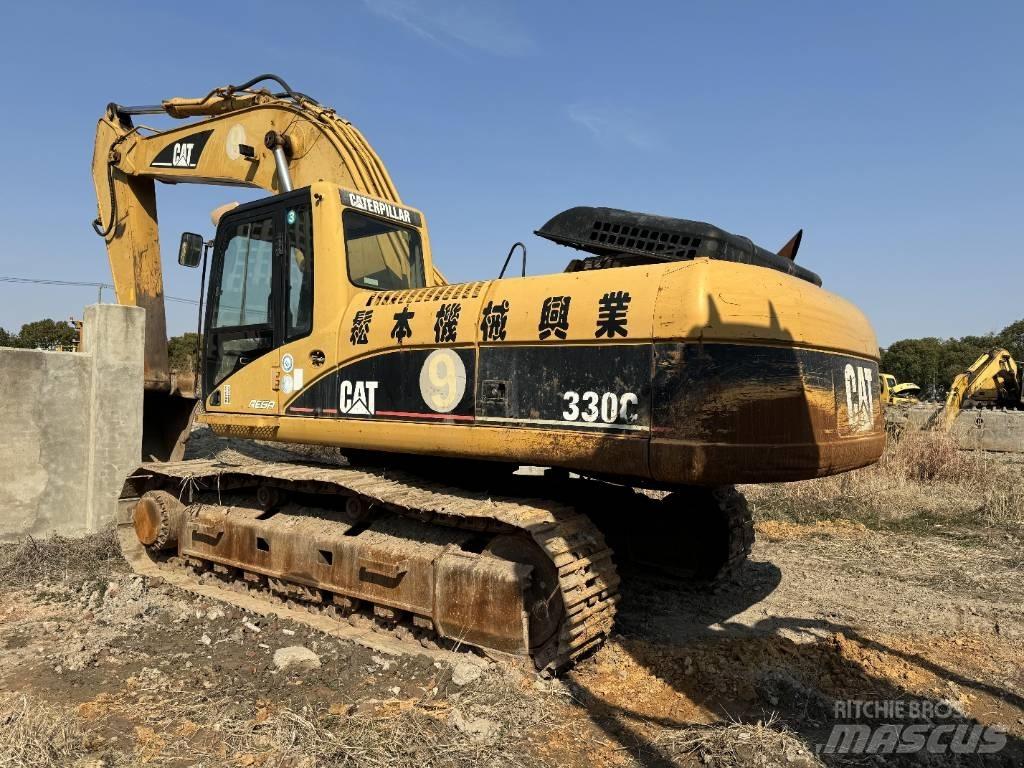 CAT 330C Gravemaskiner på larvebånd