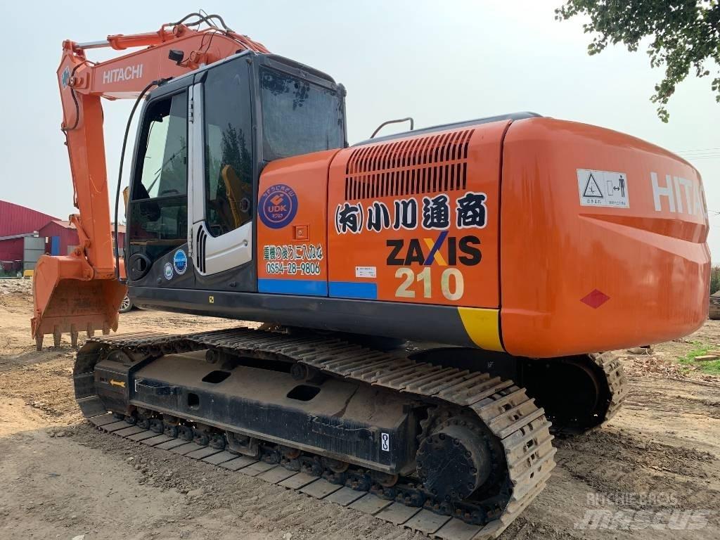 Hitachi ZX210G Gravemaskiner på larvebånd