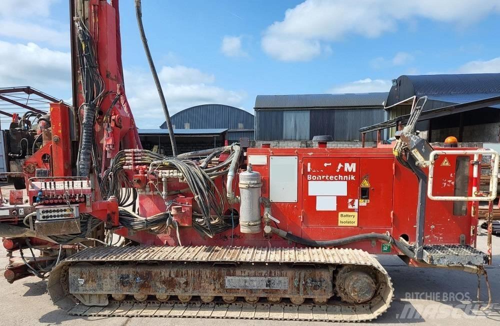 Klemm KR709-2 Pæle- og rammemaskiner
